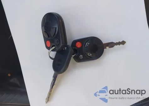 2010 Mercury Mariner Premier из США, поврежденный, VIN 4M2CN8H70AKJ18421